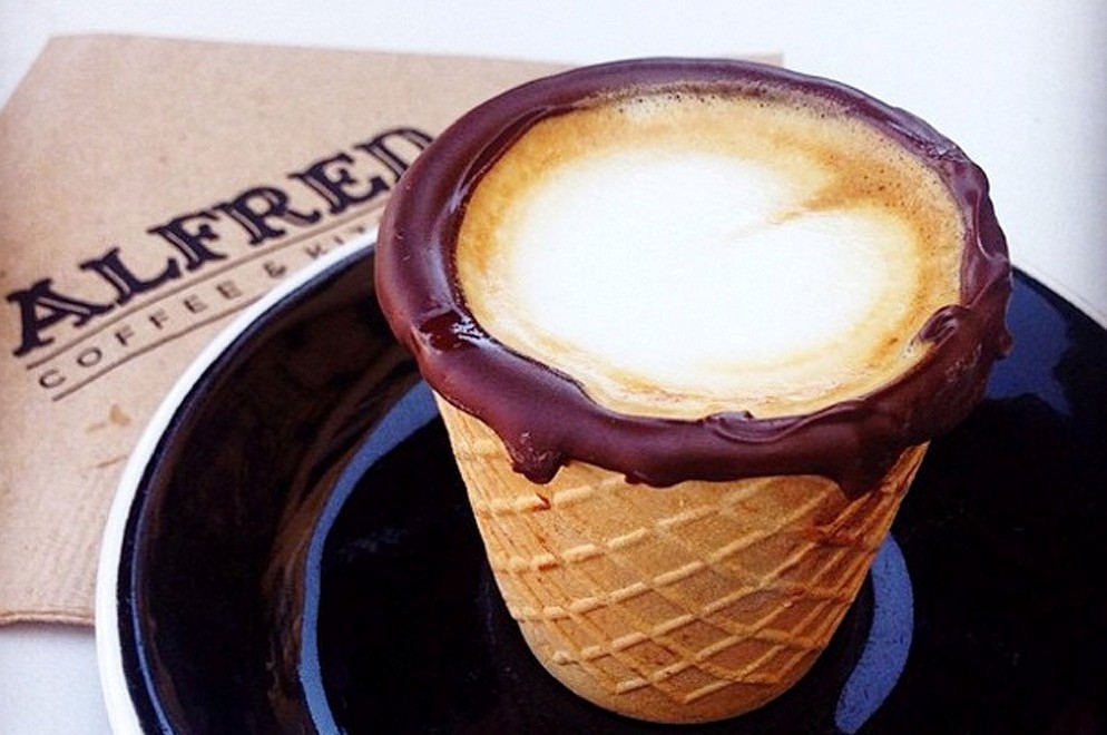 la-dd-edible-chocolate-waffle-coffee-cups-alfred-kitchen-20140915