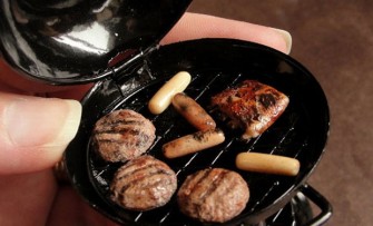 This Miniature Kitchen That Allows to Cook Teeny Tiny Food is for Real
